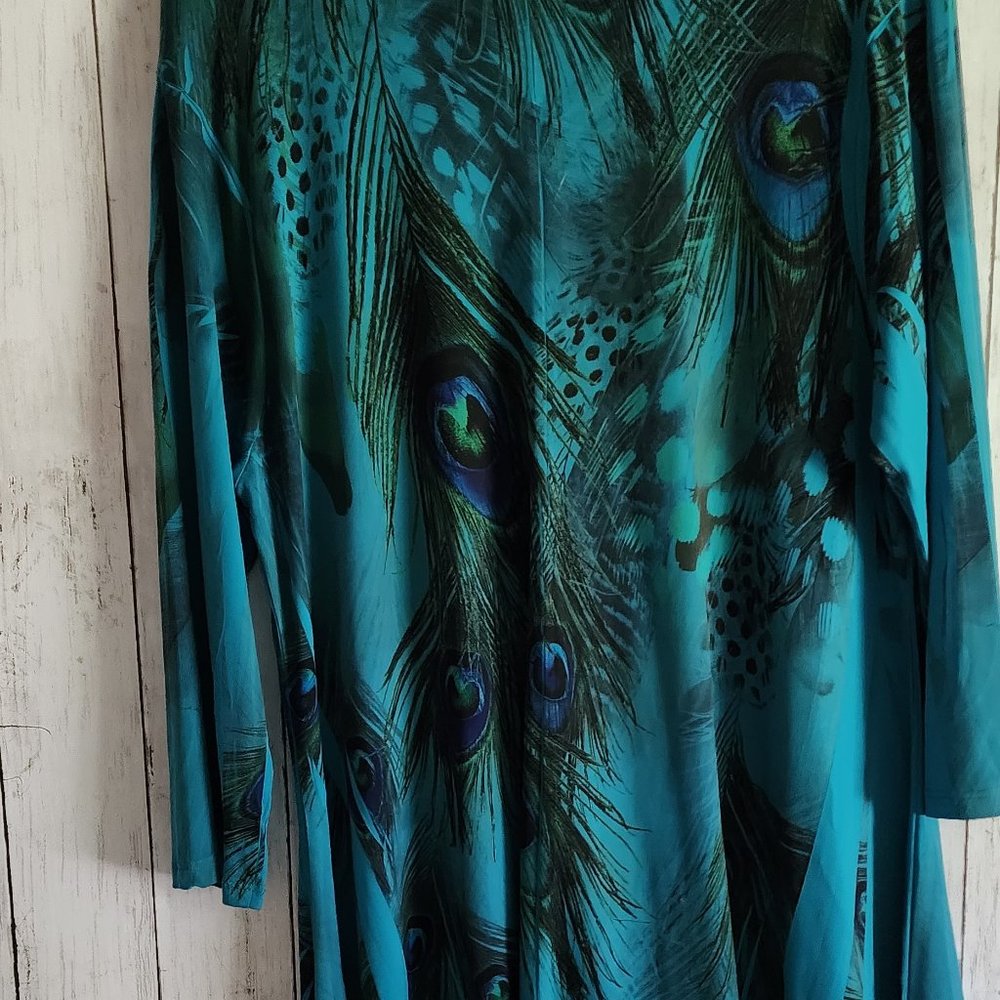 Flowy Peacock Tunic top - Picture 4 of 5